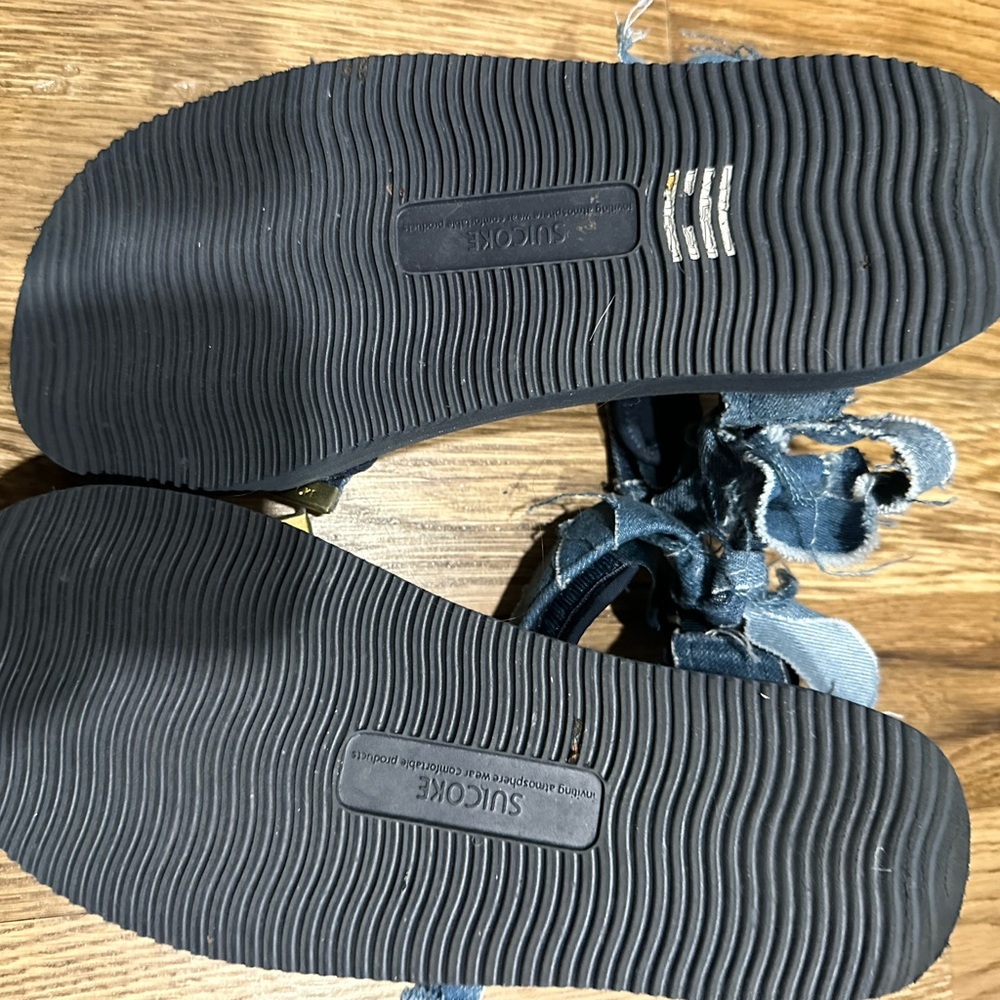 Suicoke woman’s Blue Denim Sandals - Picture 4 of 14